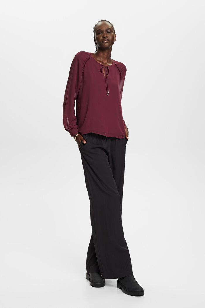 Recycelt: Chiffonbluse