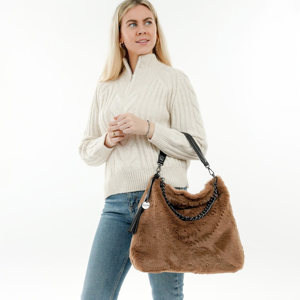 Emily & Noah Poche Noa Sac