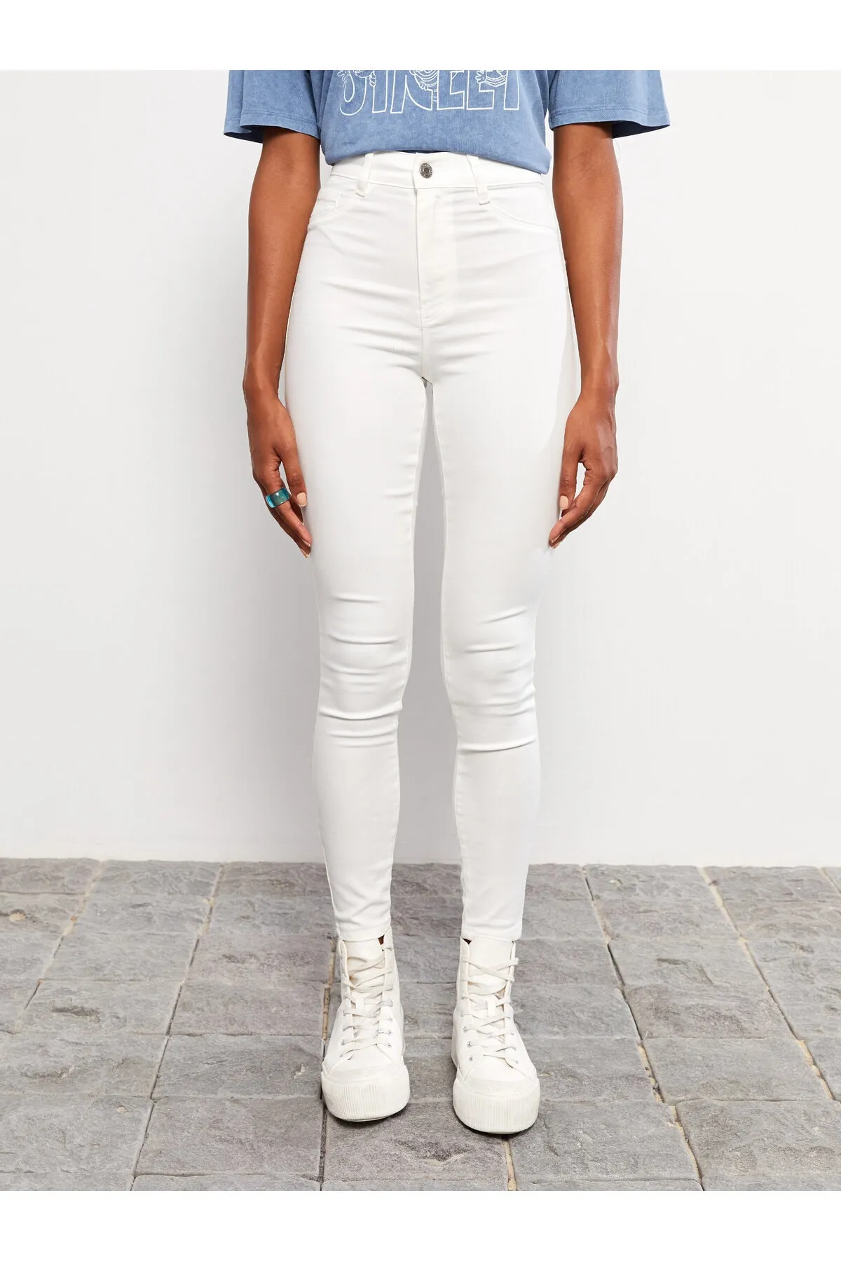 LC Waikiki  Super Skinny Fit Straight Damen-Jeanshose mit hoher Taille