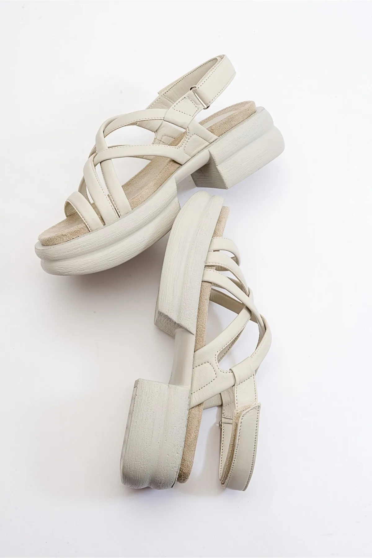 LuviShoes  Senza Beige Skin Echtleder Damensandalen