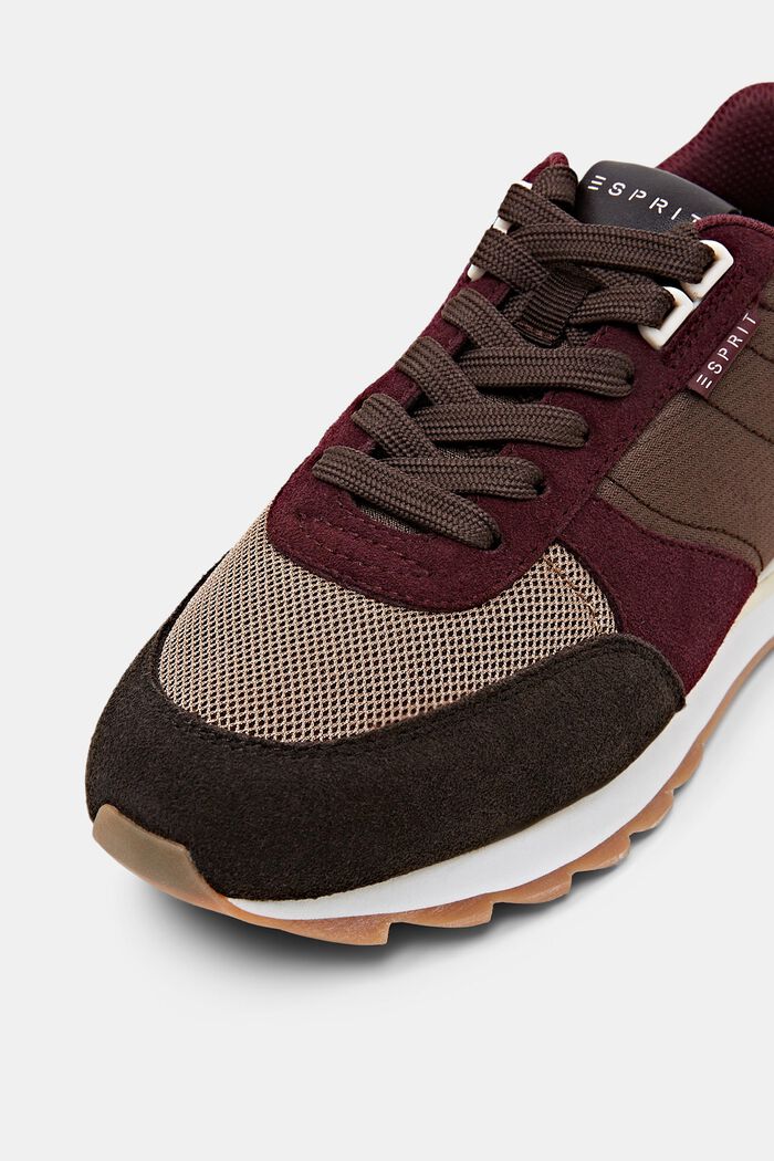 Sneakers aus Veloursleder