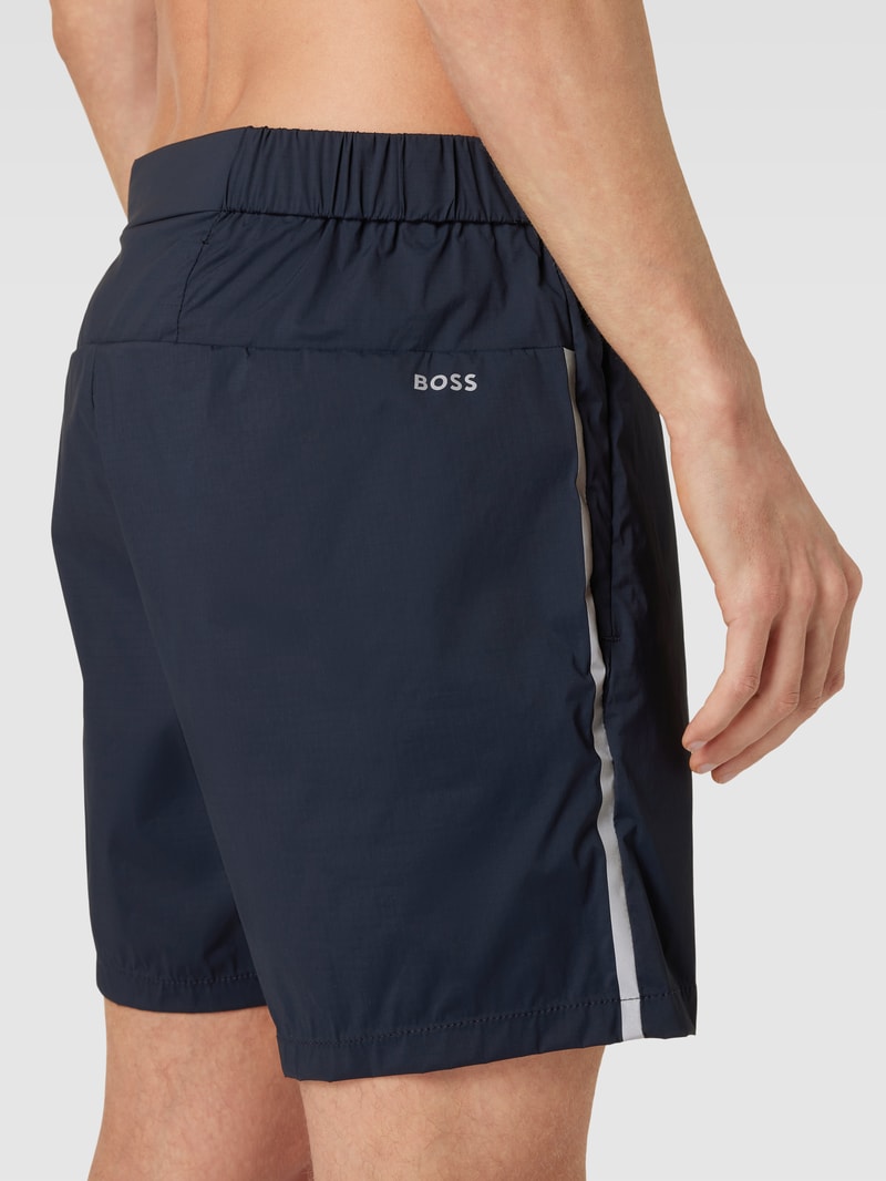 Shorts mit Label-Detail Modell 'Run2' in marineblau