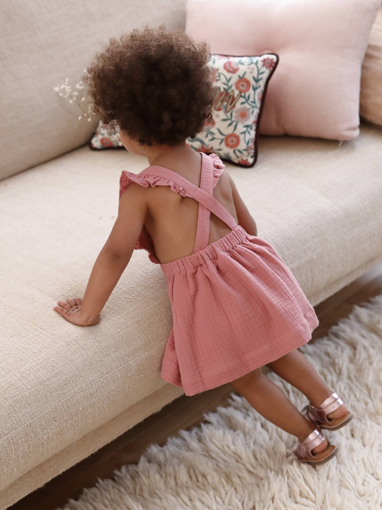 Robe-salopette en gaze de coton bébé caramel