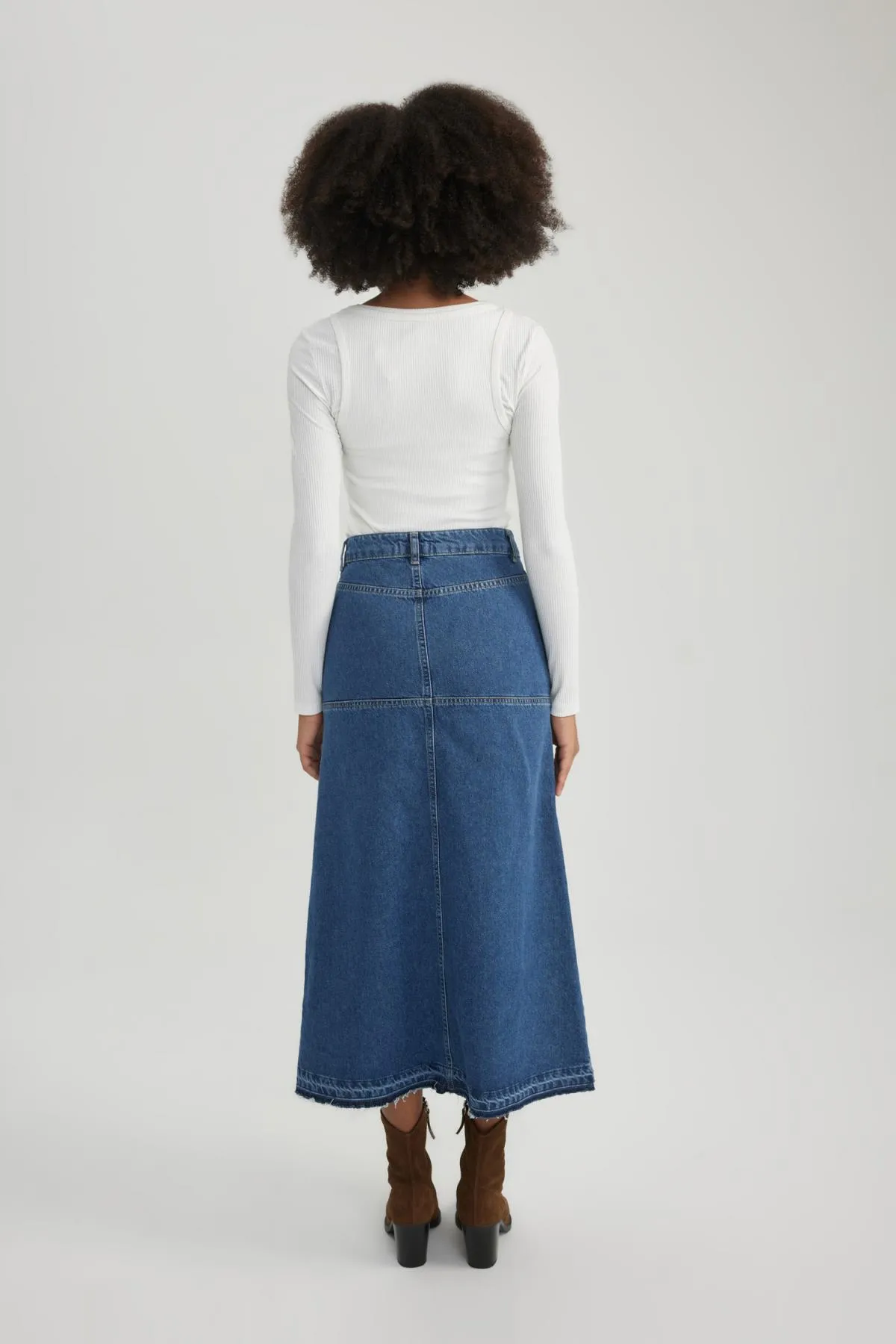 DeFacto  Lang geschnittener Jeans-Midirock B3237ax23wn