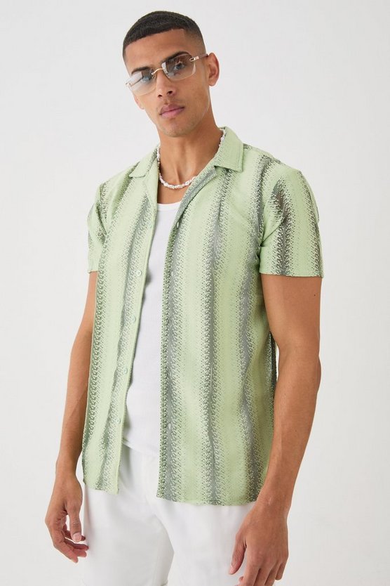 Transparentes gestreiftes Hemd