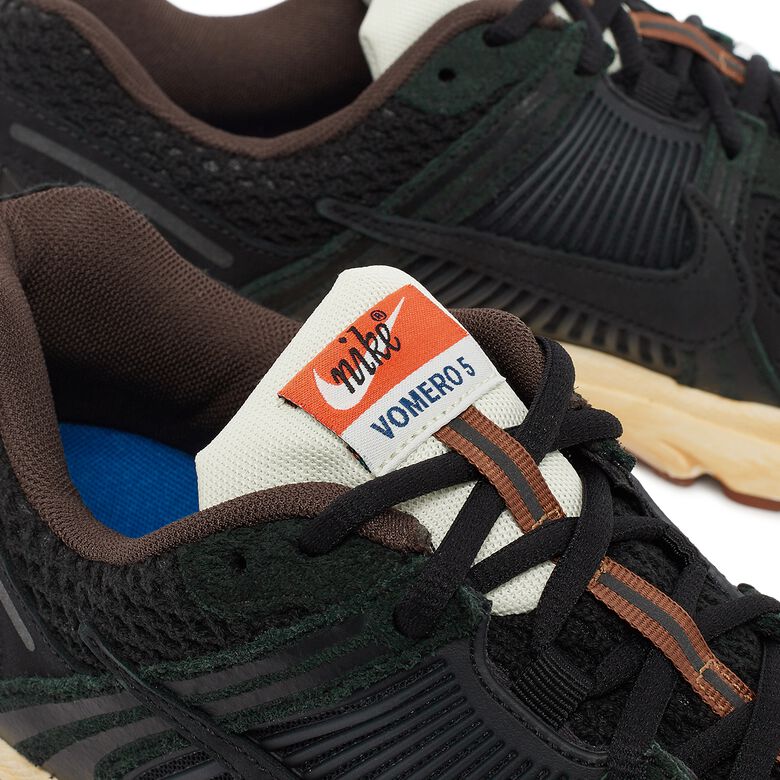NIKE Zoom Vomero 5 PRM black/black-sesame-coconut milk
