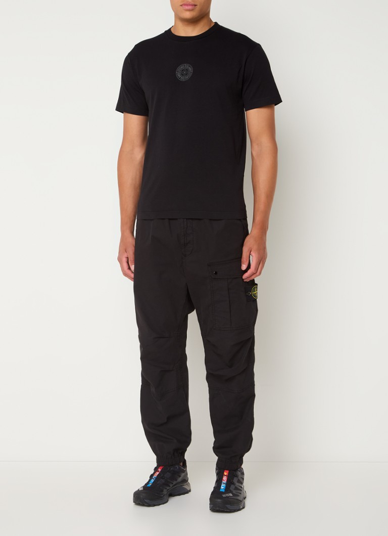 Tricou Stone Island 2NS92 cu logo și imprimeu pe spate.