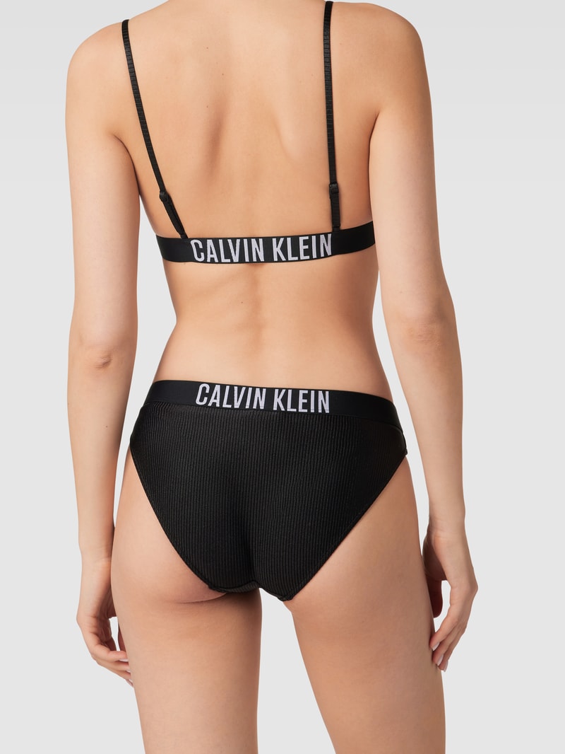 Bikini-Hose in Ripp-Optik in schwarz
