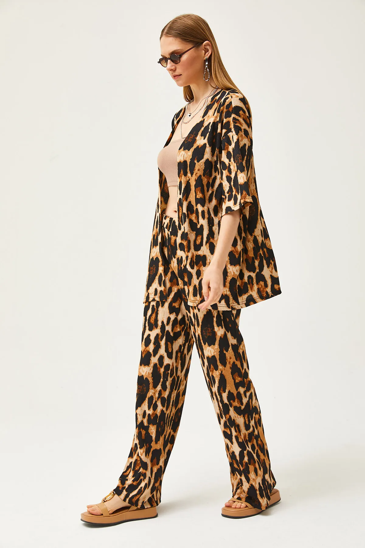 Olalook  Damen Leopard Beige Top Kimono Bottom Hose gemusterter Anzug TKM-19000279
