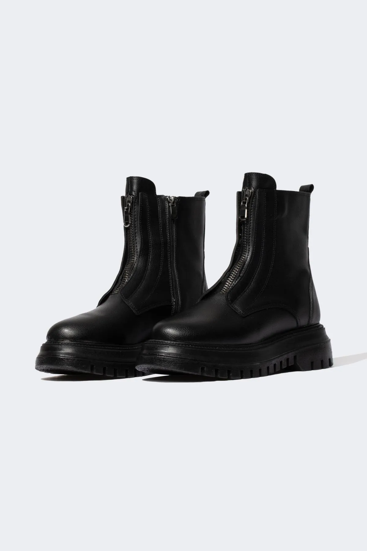 DeFacto  Damen-Winterstiefel aus Kunstleder mit Reißverschluss und dicker Sohle