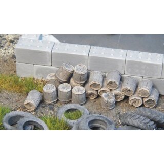 1:87 alte Holzfässer dunkel (44)