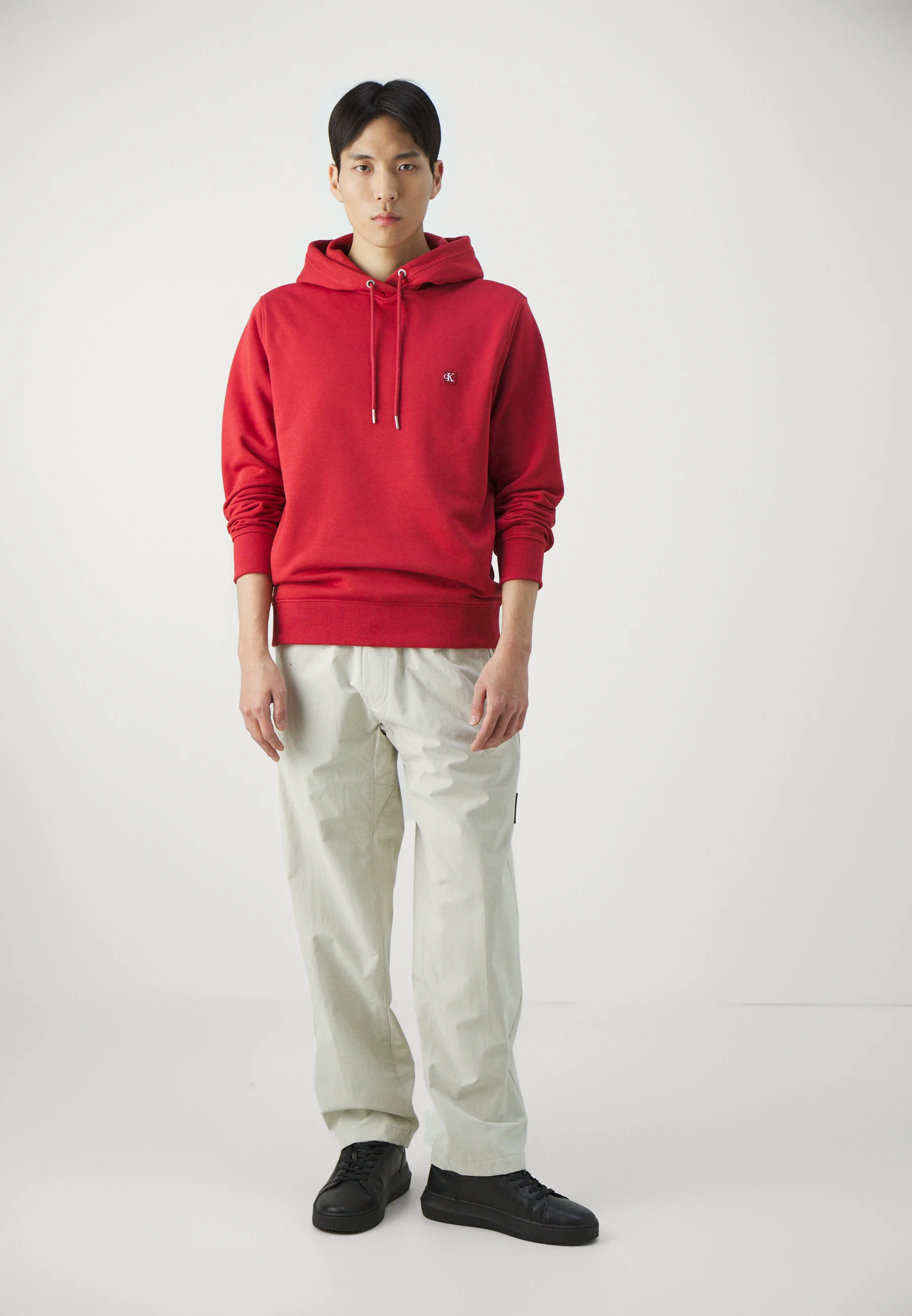Sudadera con capucha y insignia bordada de Calvin Klein Jeans