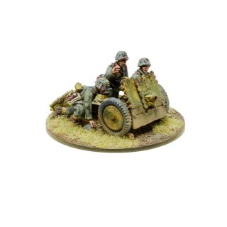 German Heer 75mm leIG 18 Light Artillery (1943-45)