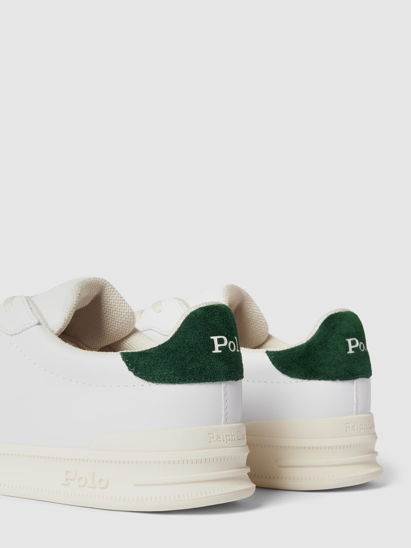 Sneaker aus Leder in weiß