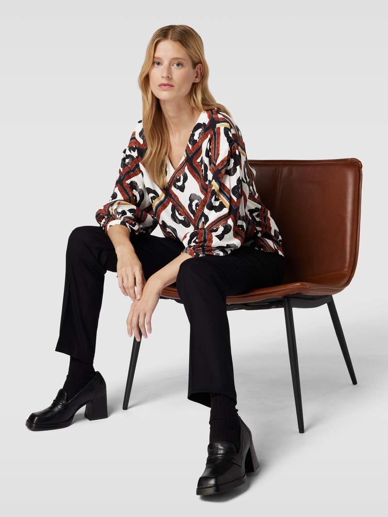 Blusenshirt aus Viskose mit Allover-Muster in weiß