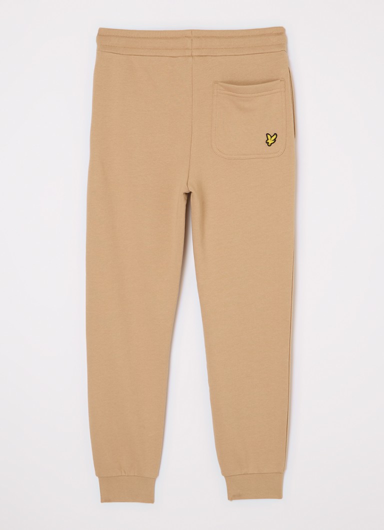 Pantaloni de trening slim fit de la Lyle & Scott, cu logo brodat.