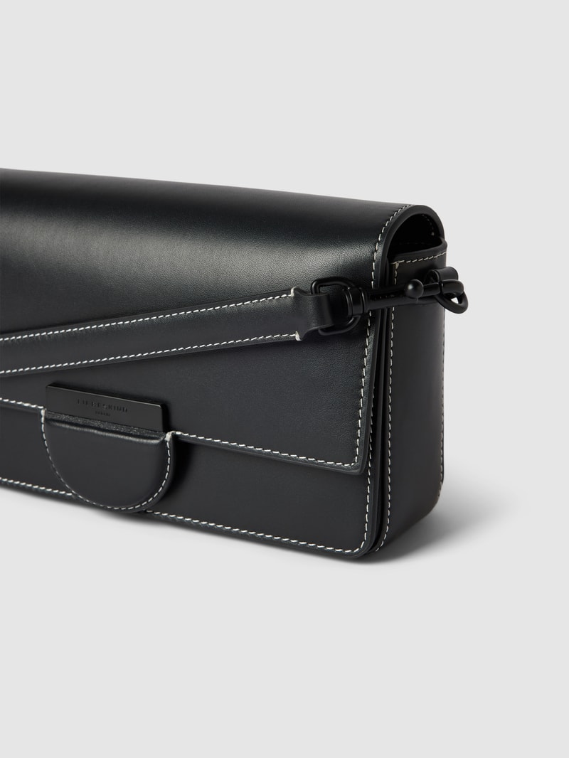 Umhängetasche aus Leder in schwarz