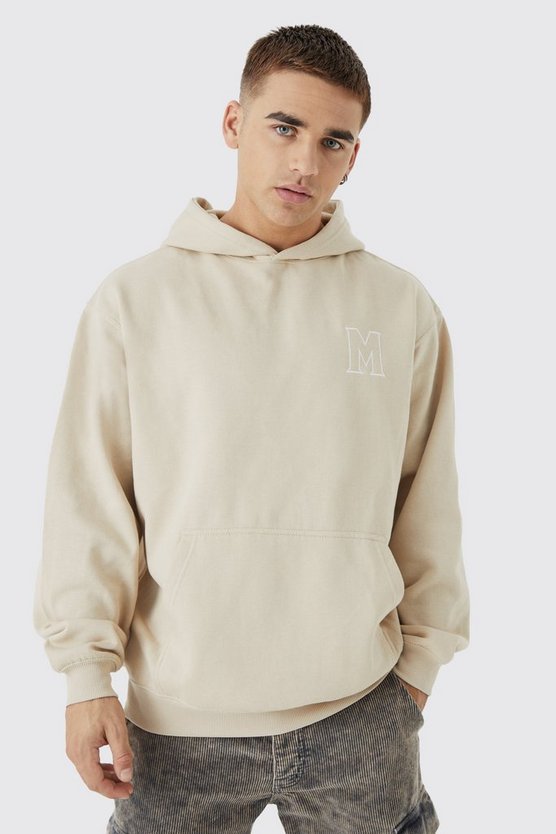 Oversize Hoodie mit M-Stickerei