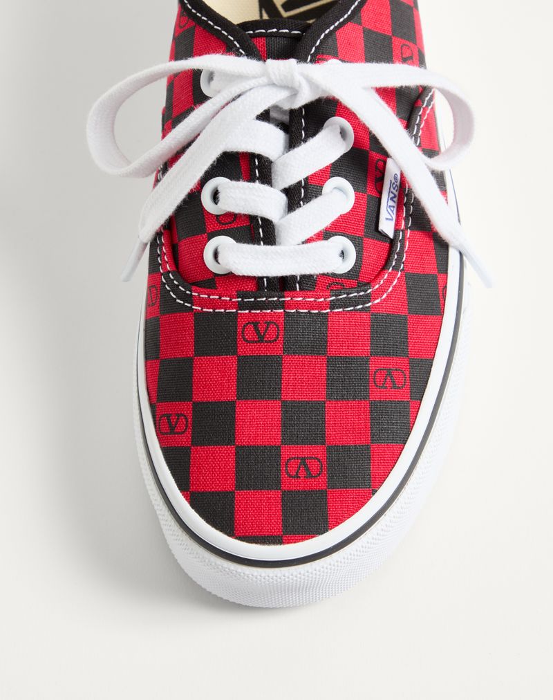 Tênis de cano baixo Valentino Garavani e Vans em tecido com estampa xadrez VLogo