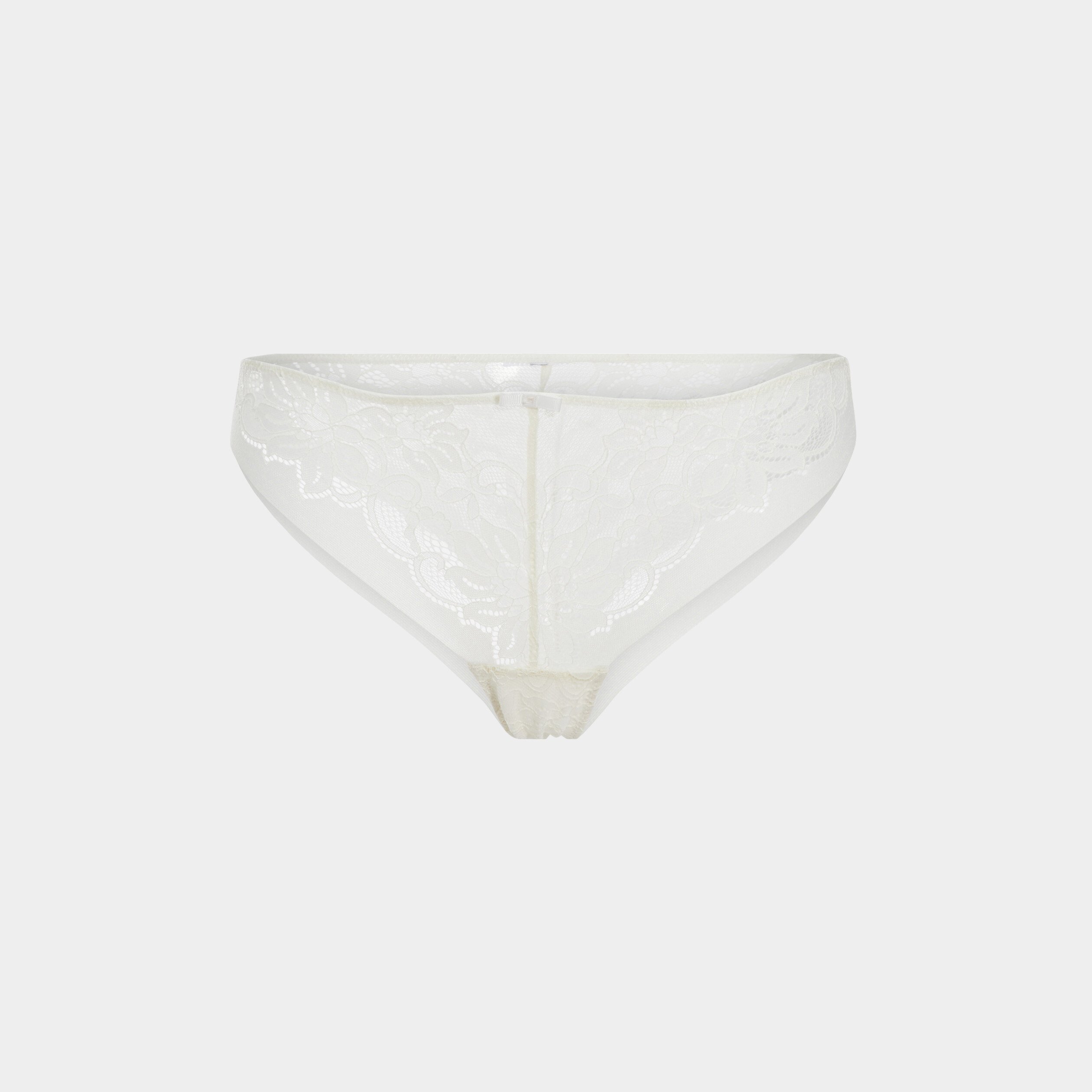 Tanga en dentelle ivoire femme | La Halle