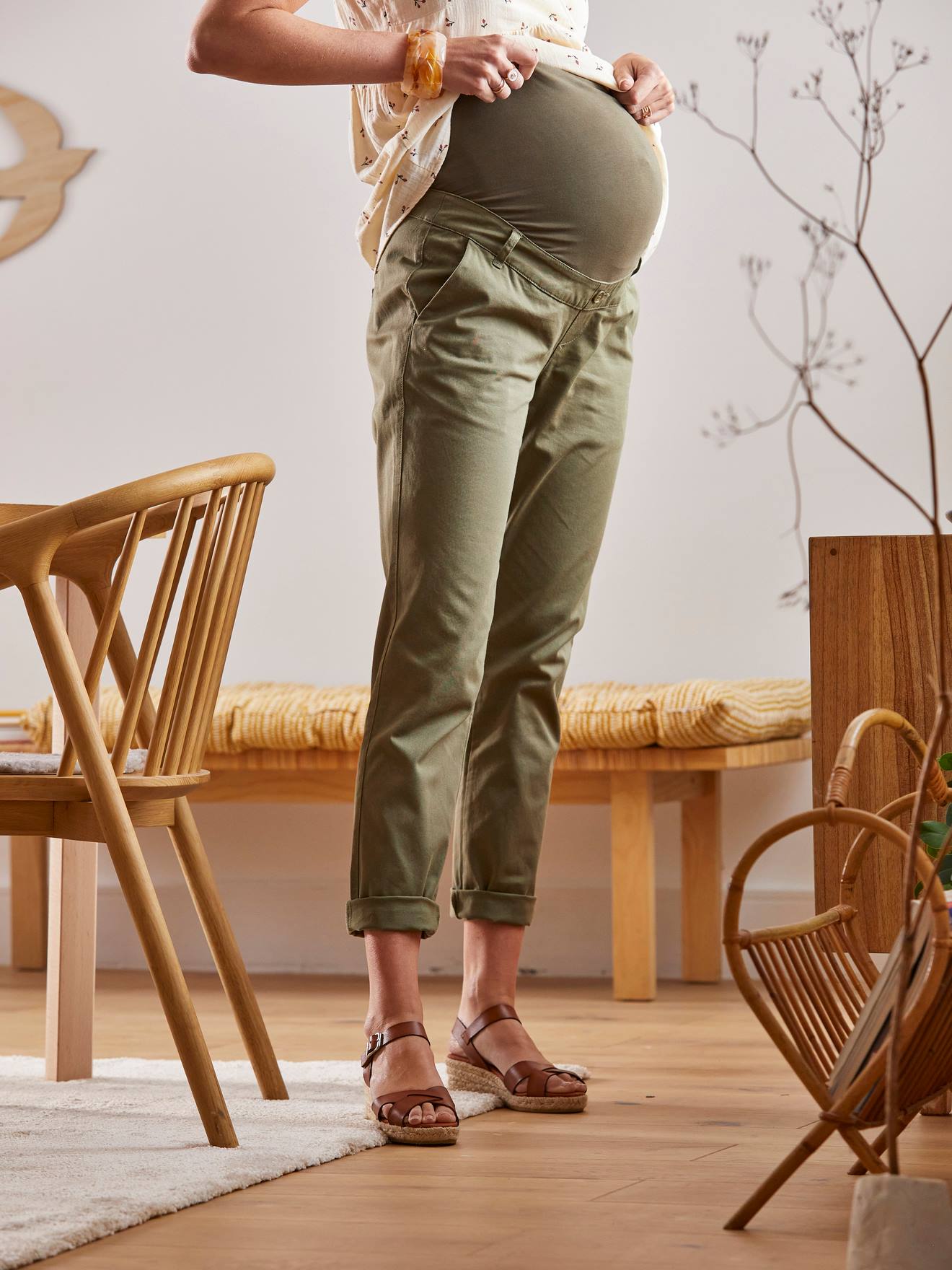 Pantalon chino de grossesse en coton stretch kaki