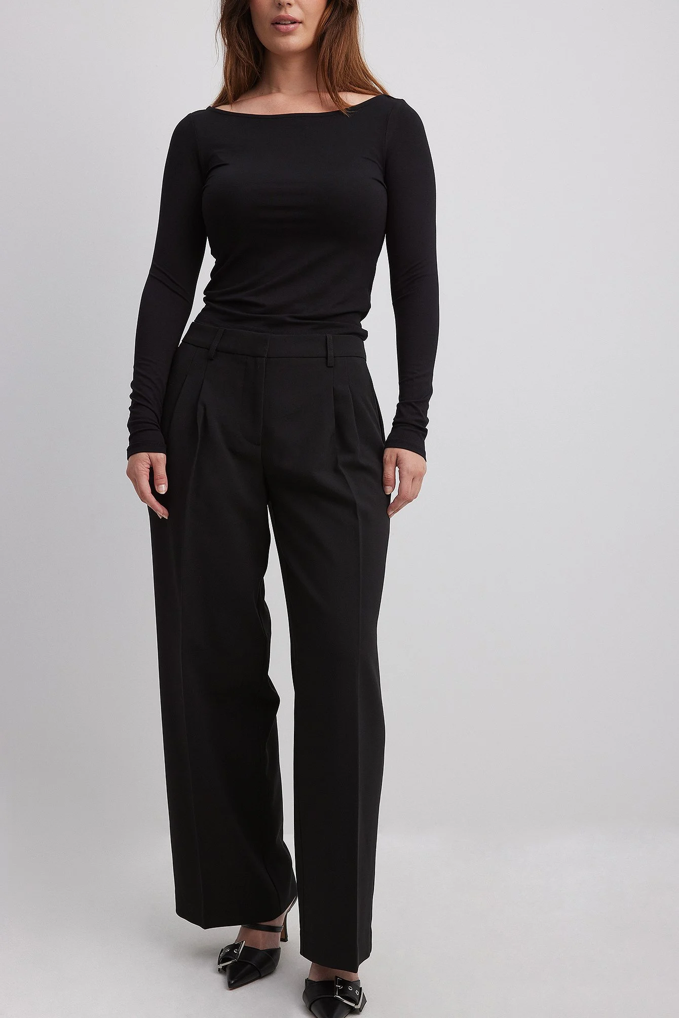Schwere, weite Anzughose mit mittlerer Taille
