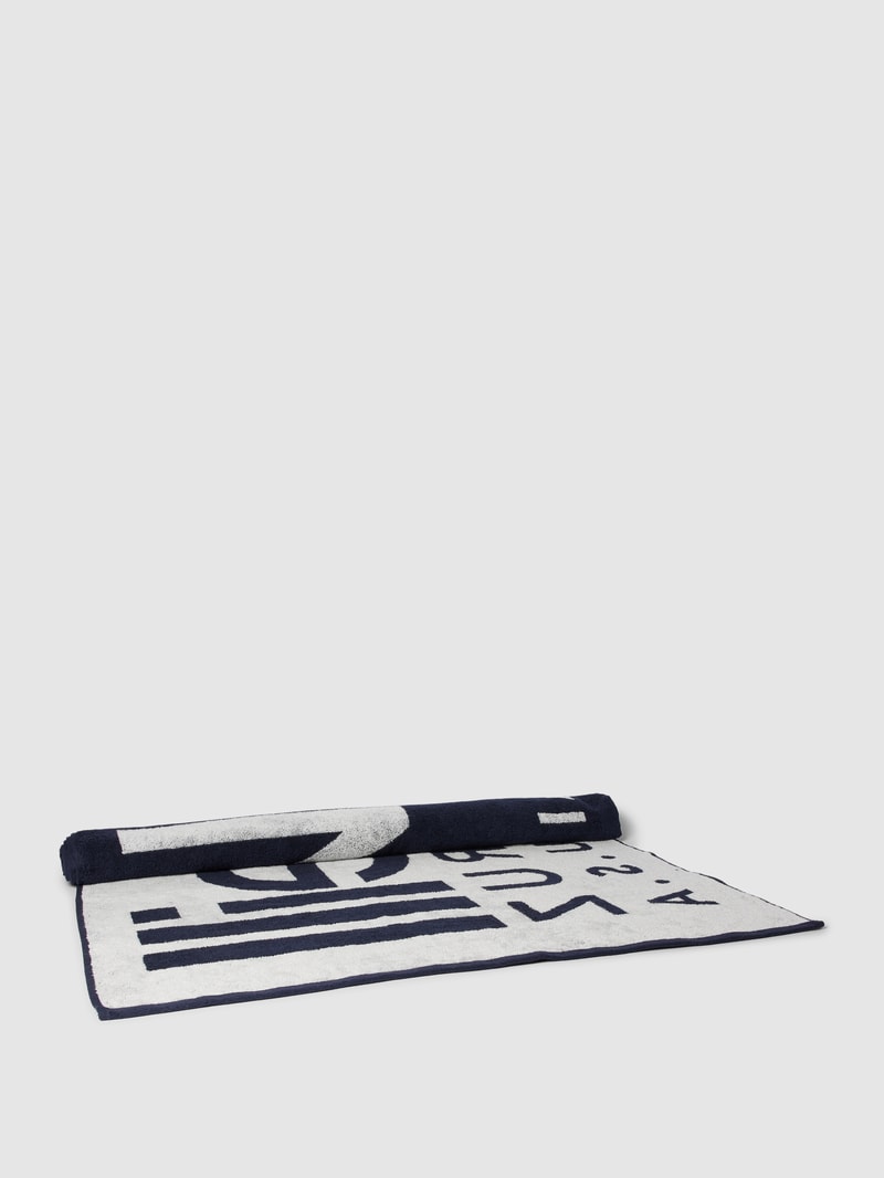 Handtuch mit Label-Print Modell 'SEAWATER' in marineblau