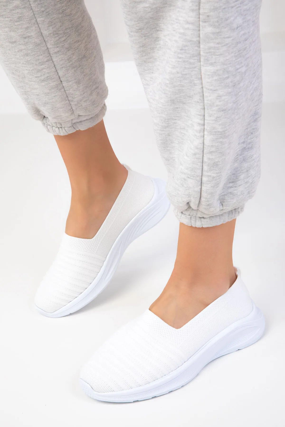 SOHO  Weiße Damen Sneakers 18761