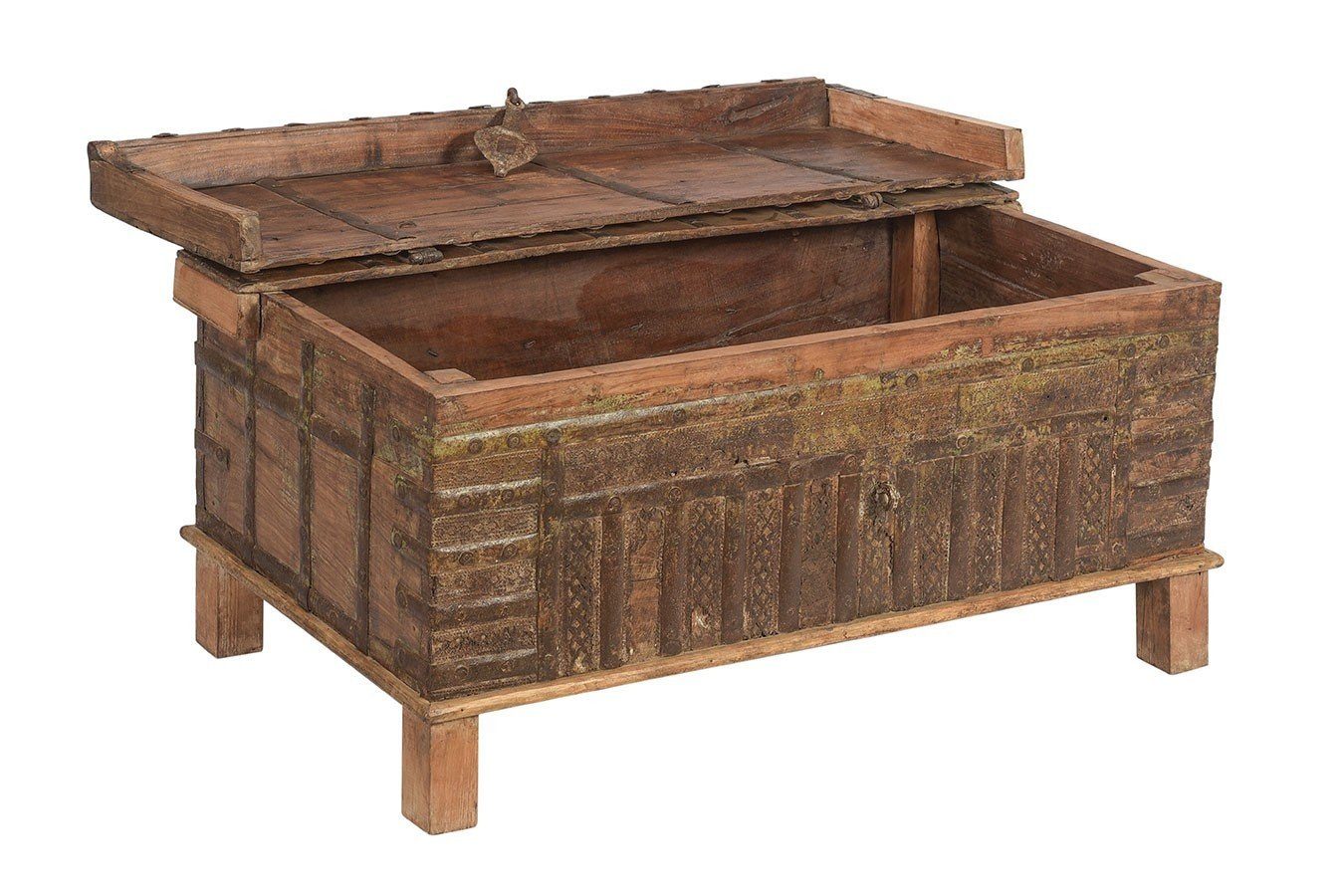 daslagerhaus living Bauernschrank Holztruhe Vintage natur