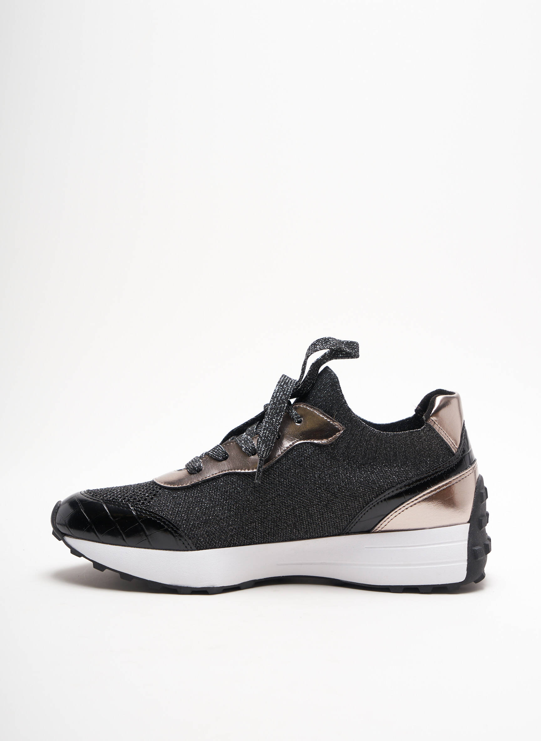 Reqins Baskets Femme couleur noir