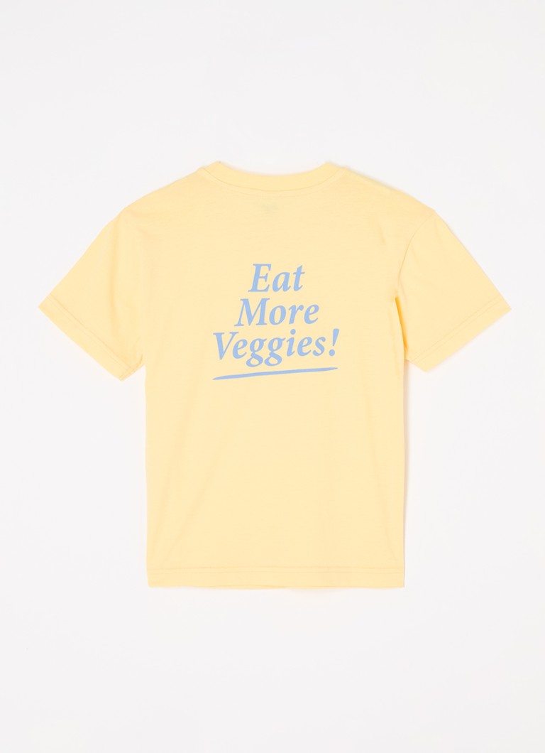 Sportowa i bogata koszulka z napisem „Eat More Vegetables”, logo i nadrukiem z tyłu.