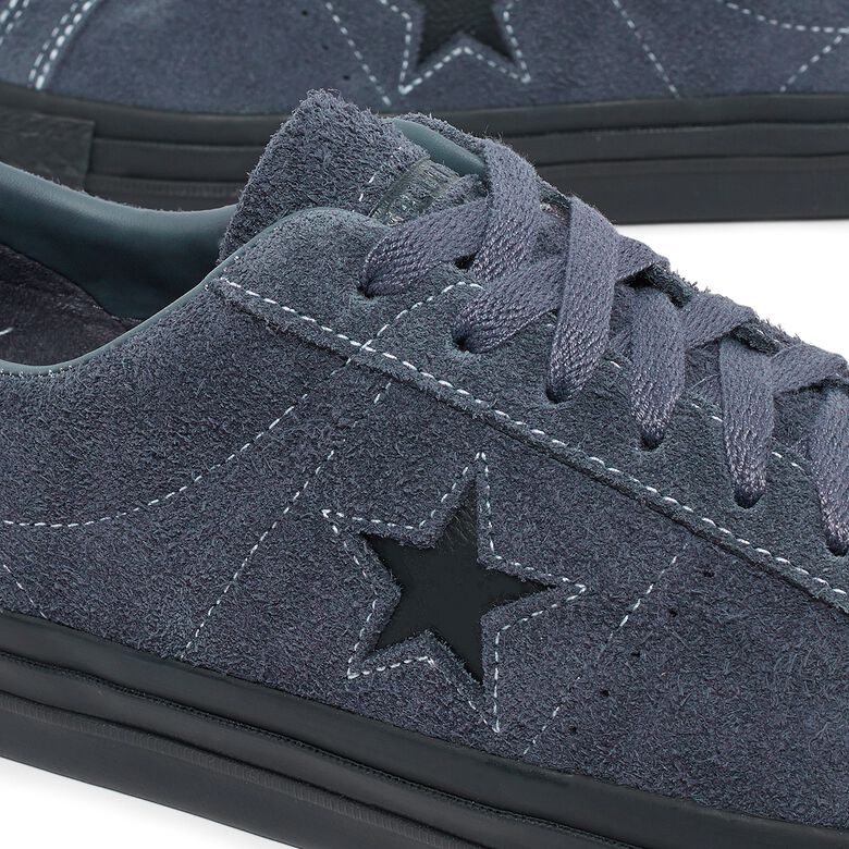 Converse Cons One Star Pro Shaggy Suede dark moth/dark moth/black