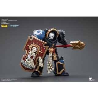 Warhammer 40k Actionfigur: Ultramarines - Chaplain in Terminator Armour