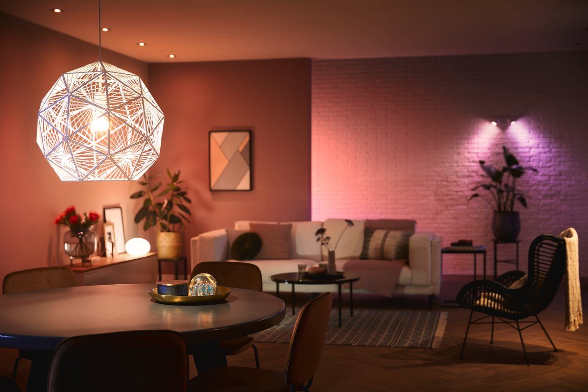 Philips Hue LED-Leuchtmittel GU10 LED Leuchtmittel Dreierpack 230lm, GU10, Farbwechsler