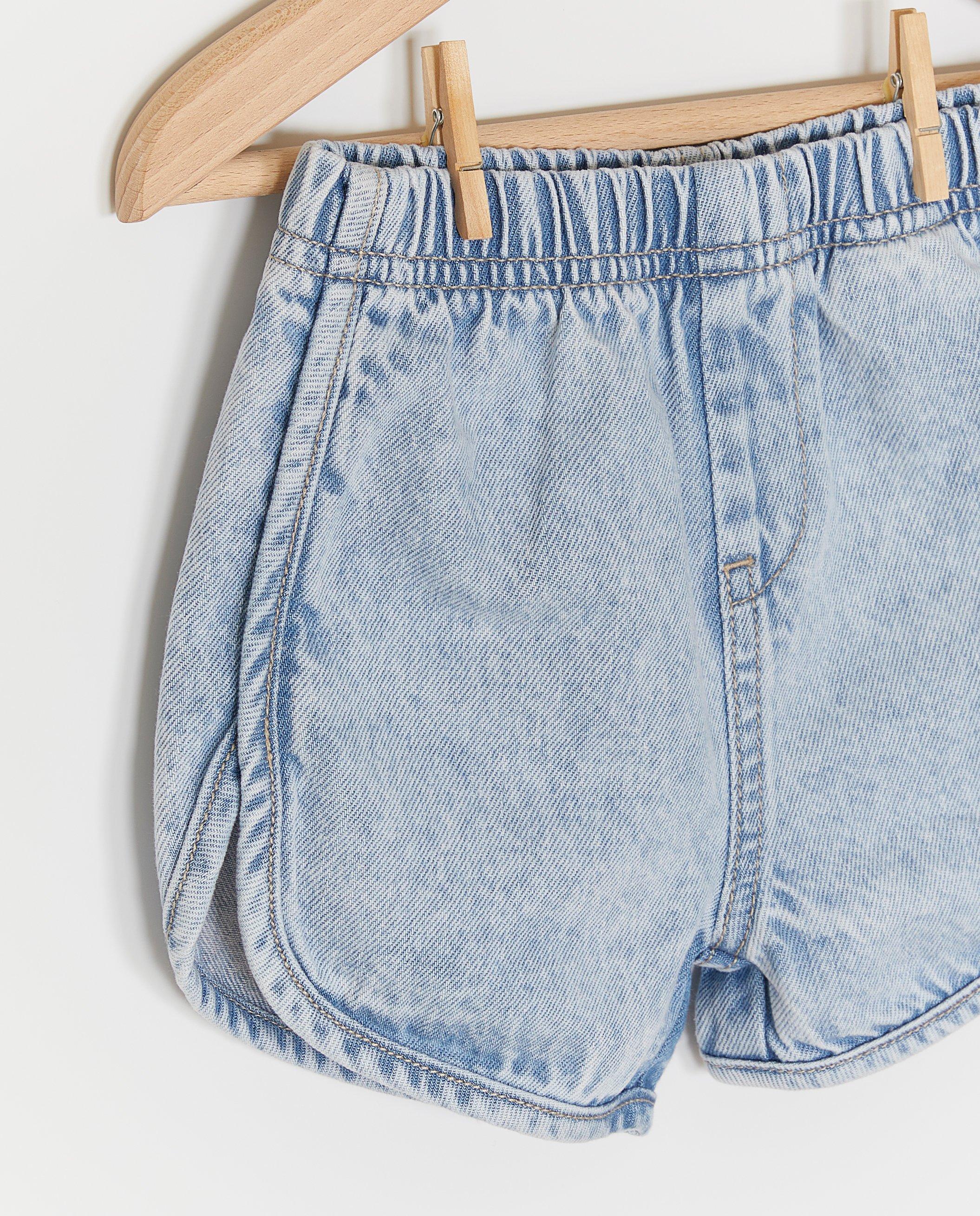 Nanja Massy Pantaloni scurți unisex din denim, baby lichtblauw