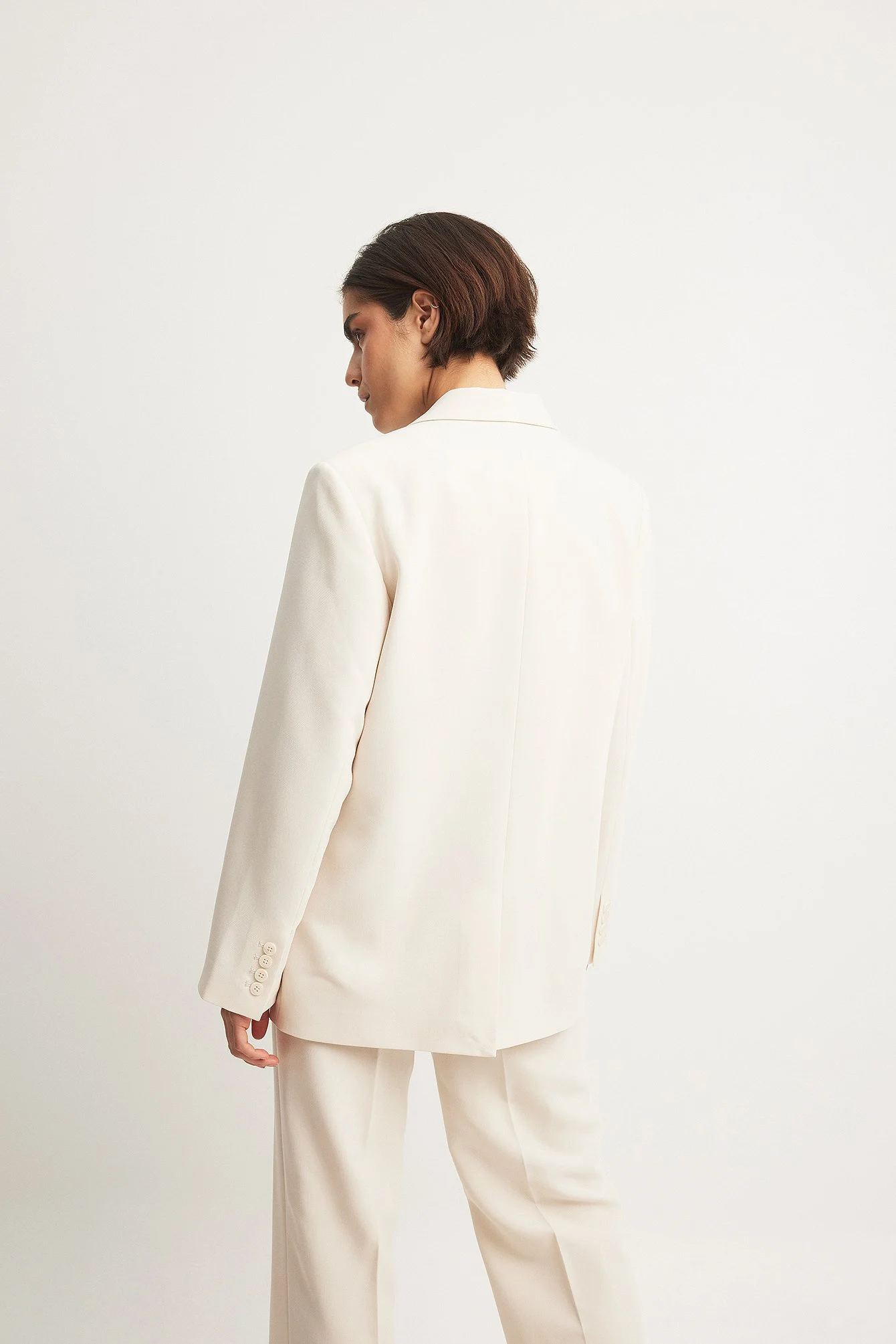 Oversize-Blazer mit drei Knöpfen