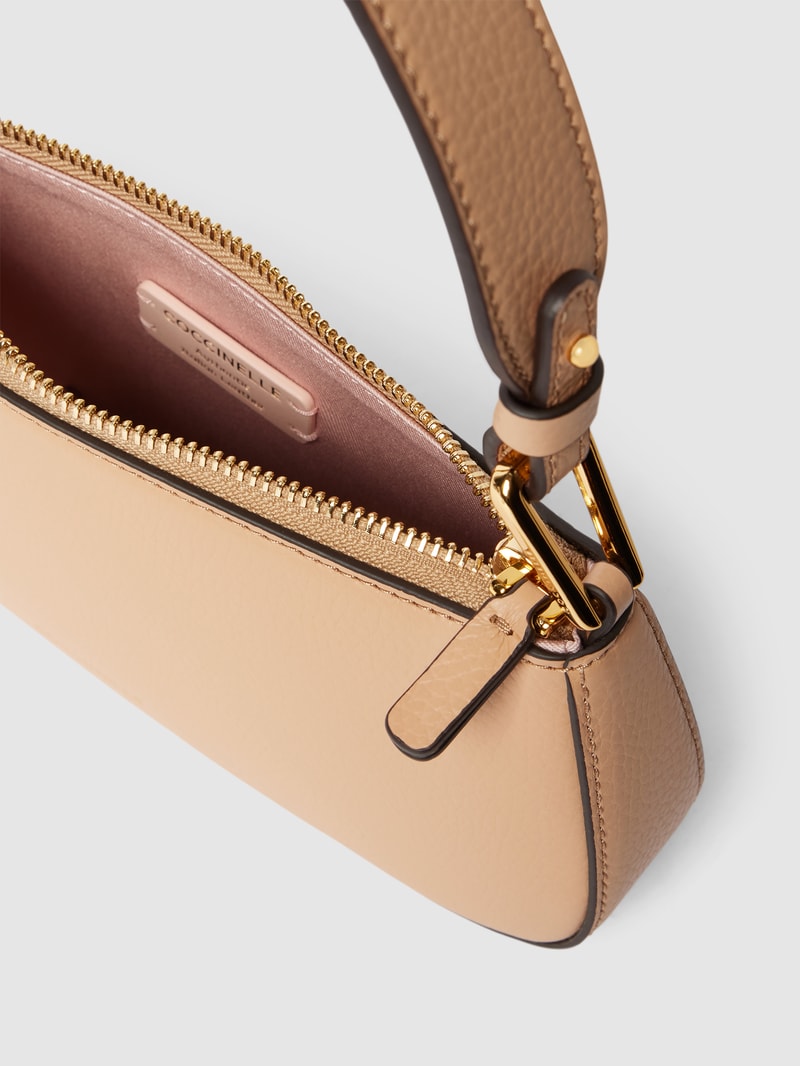Umhängetasche mit Label-Print in beige