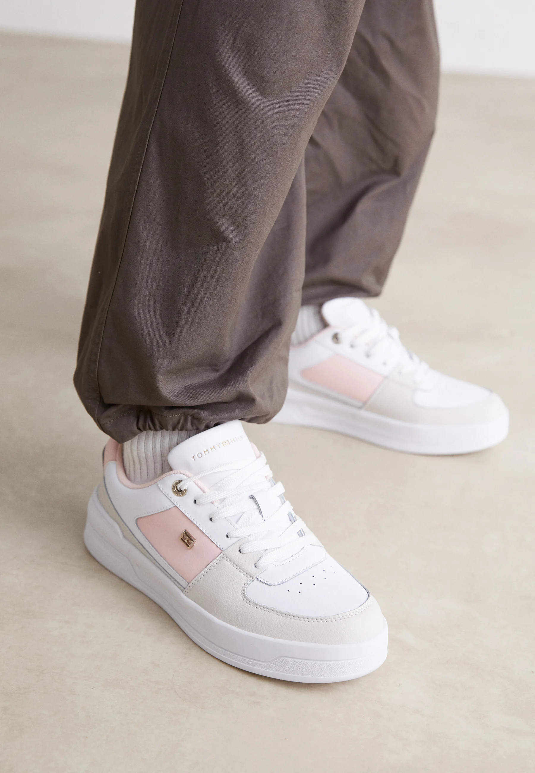 Tommy Hilfiger ESSENTIAL BASKET - Zapatillas bajas