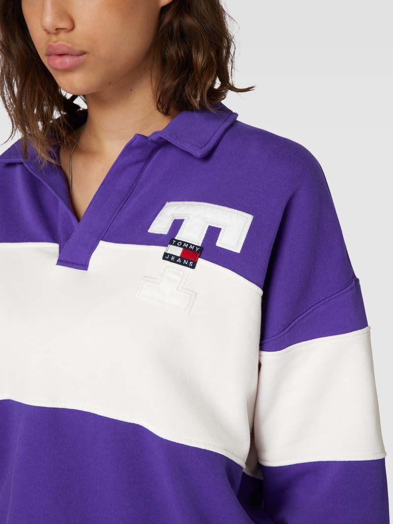 Sweatshirt mit Label-Detail in lila
