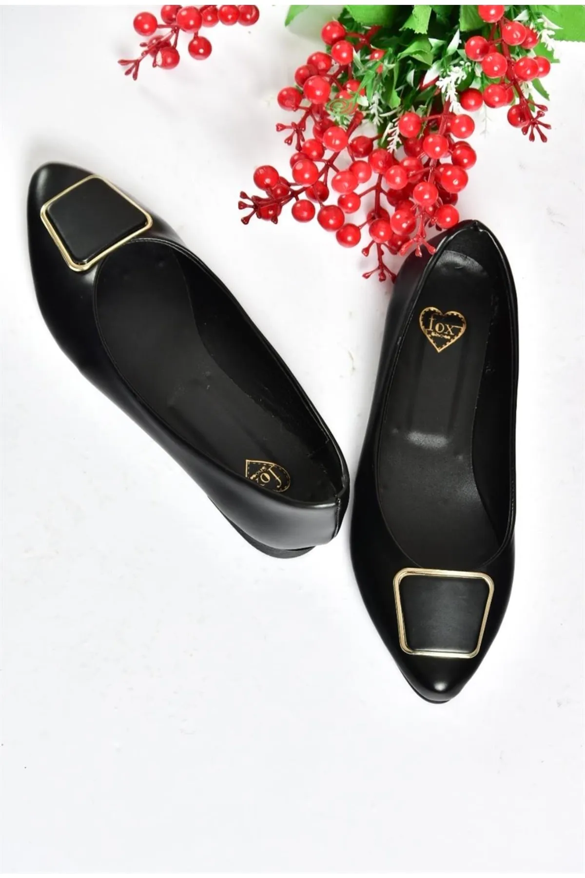 Fox Shoes  P726776309 Ballerinas für Damen mit schwarzem Schnallenzubehör