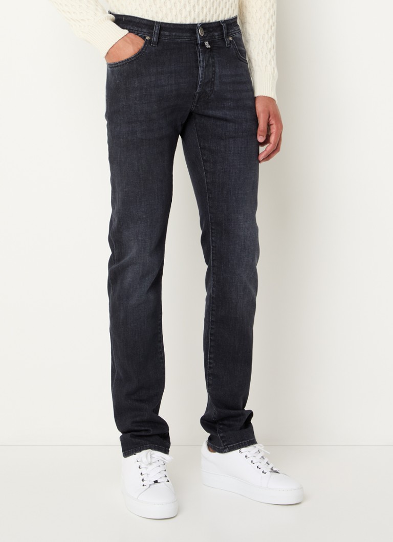 Blugi slim fit Nick de la Jacob Cohen, cu efect uzat.