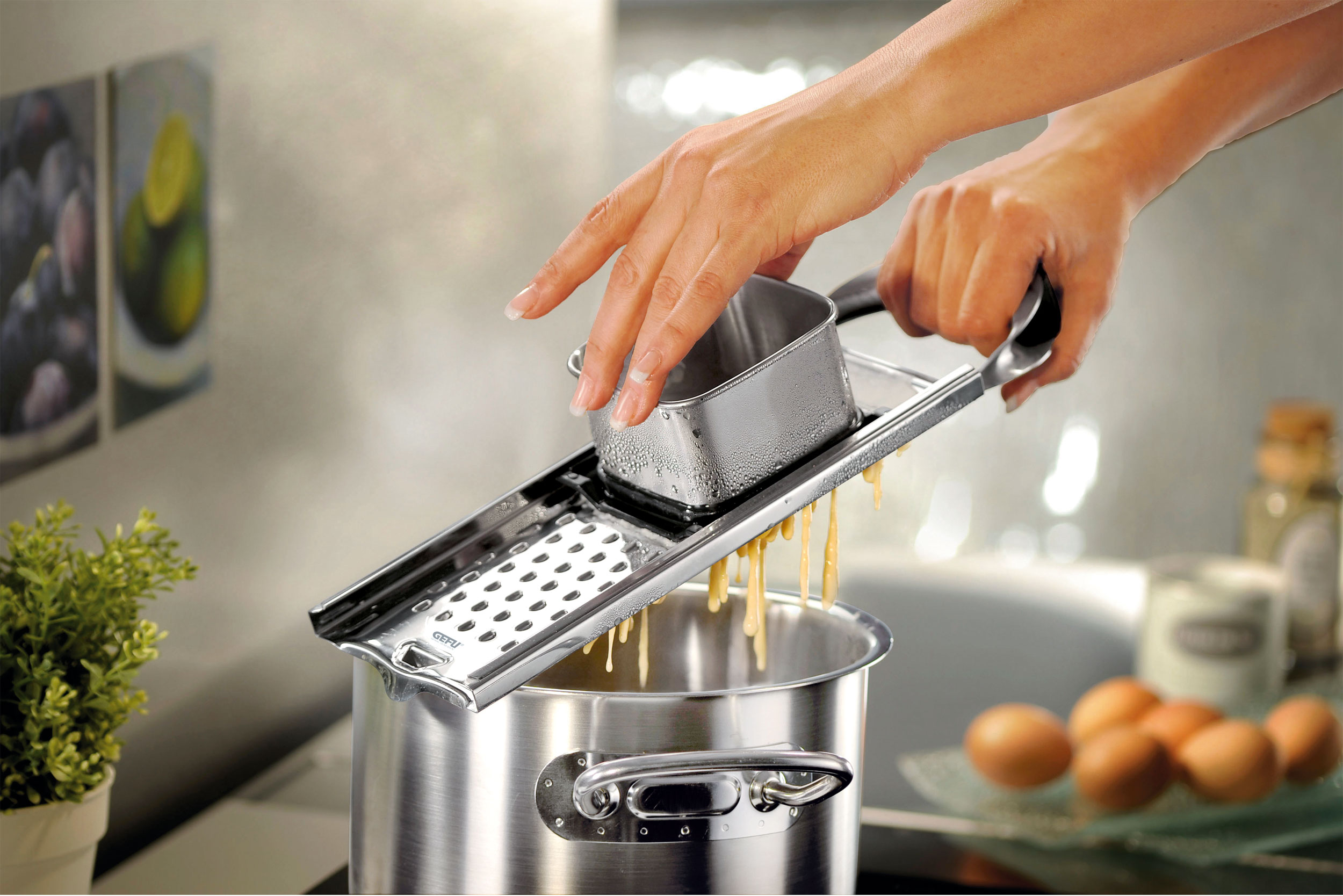 GefuSpätzlehobel kurze Spätzle