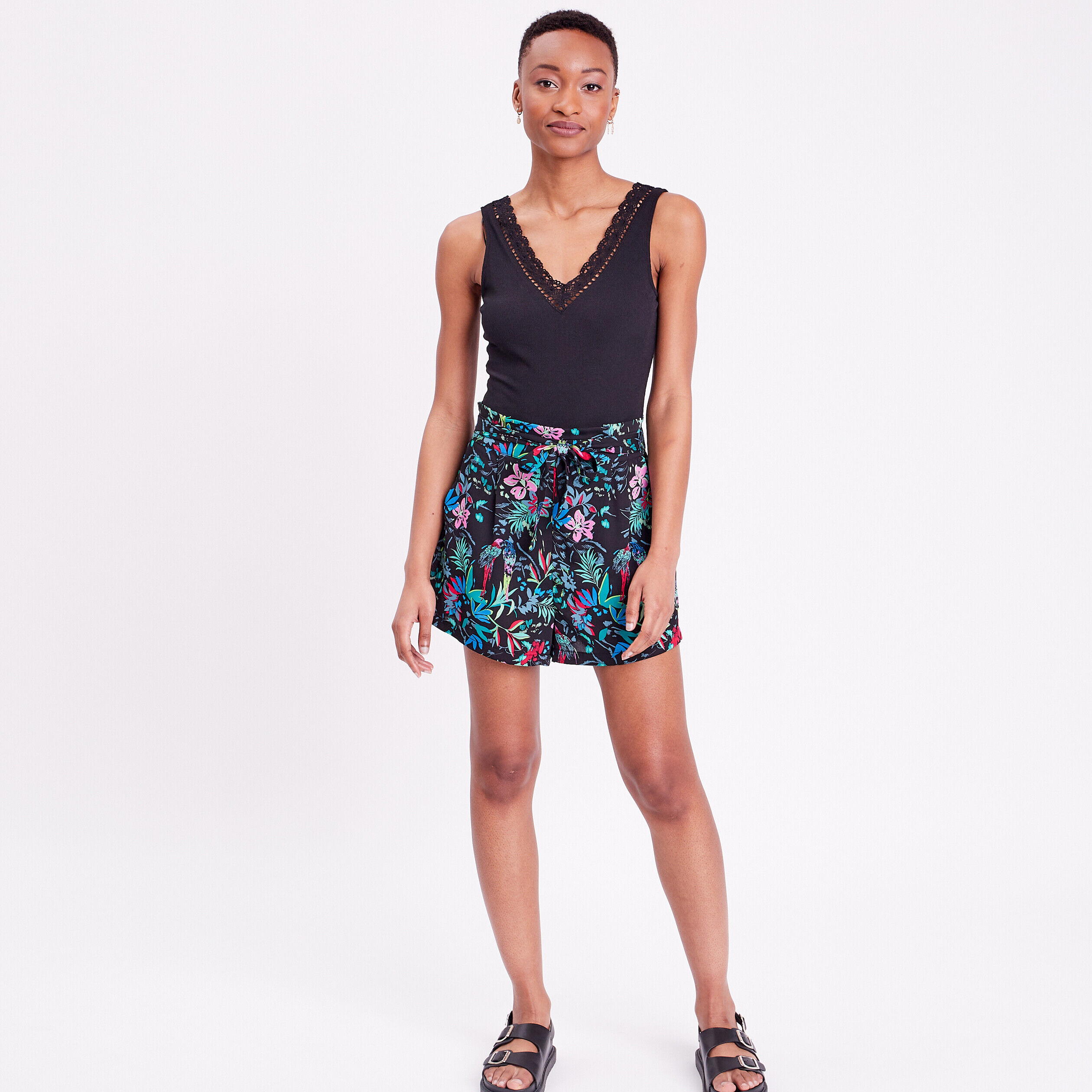 Short droit fluide noir femme | Cache Cache