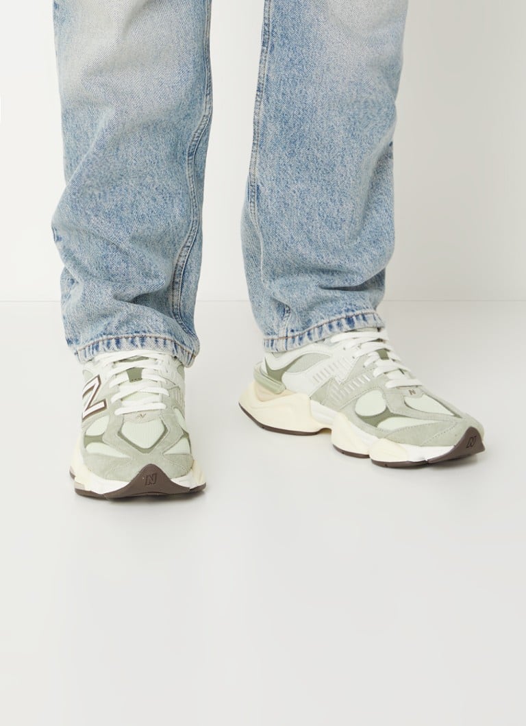 Αθλητικά παπούτσια New Balance 9060 με σουέτ λεπτομέρειες
