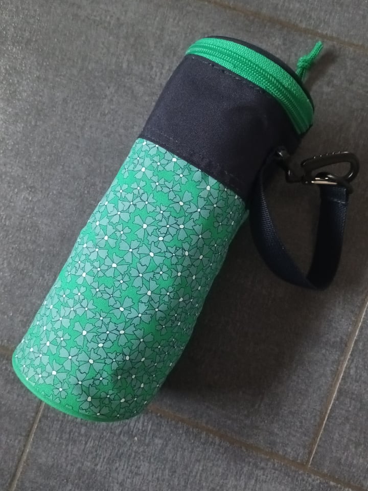 Lässig Flaschenhalter in Mint - (H)21,5 x Ø 9 cm günstig kaufen onesize