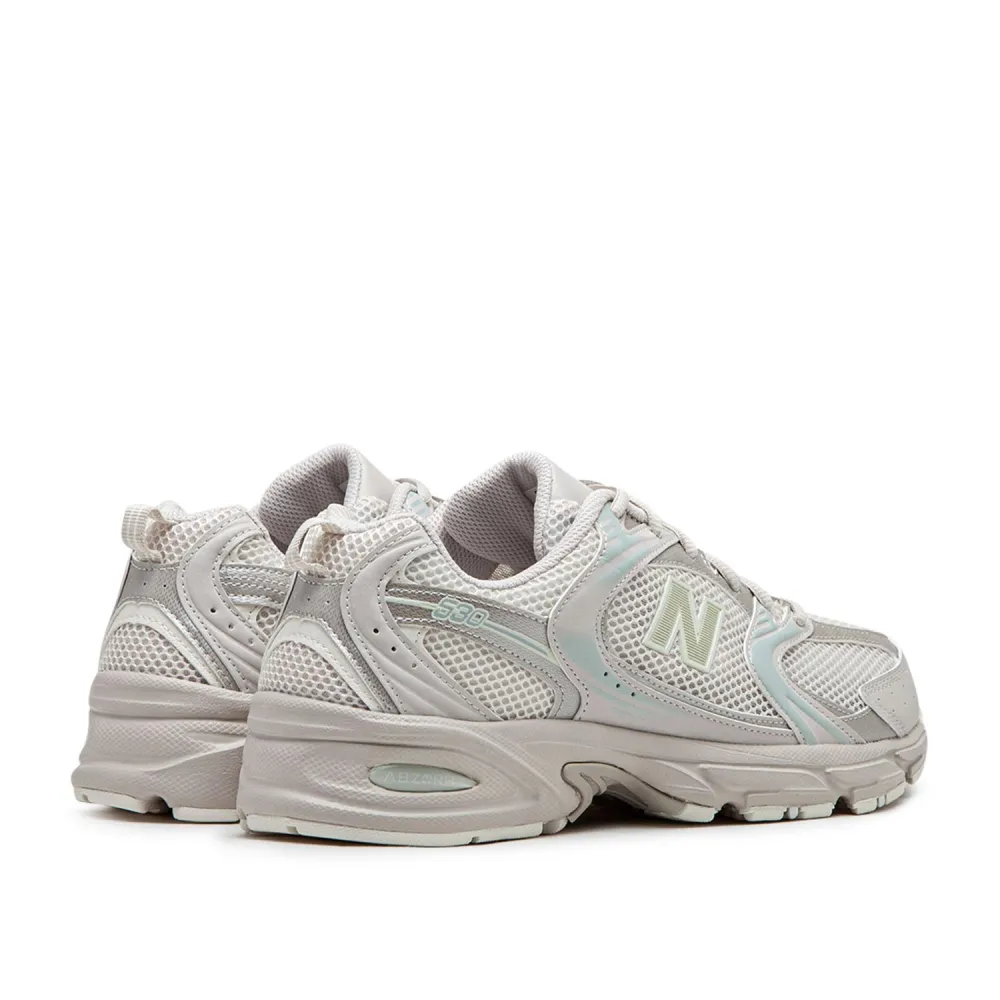 New Balance 530 MR530AA1 / weiss