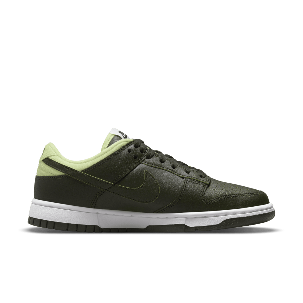 Nike Dunk Low Wmns LX DM7606-300 / grün