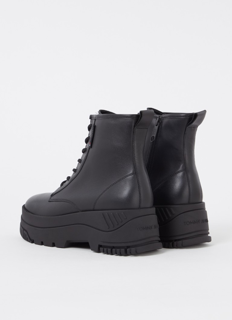 Ghete biker din piele de la Tommy Hilfiger cu talpă cu platformă.