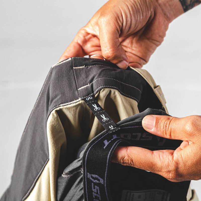 SCOTT Trail Flow Fahrradshorts Herren