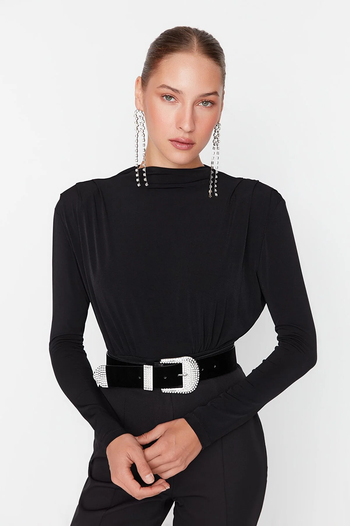 Trendyol Collection  Schwarzer Strick-Body mit Druckknöpfen TPRAW23BD00048